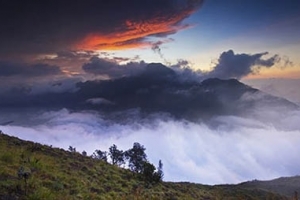 Rinjani Trekking 5 Days 4 Night