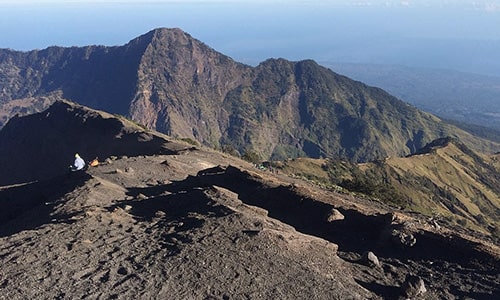 4 Days 3 Nights Summit Rinjani Trekking